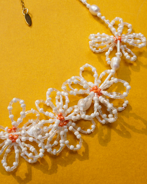 Floral Bloom Necklace in Pearl