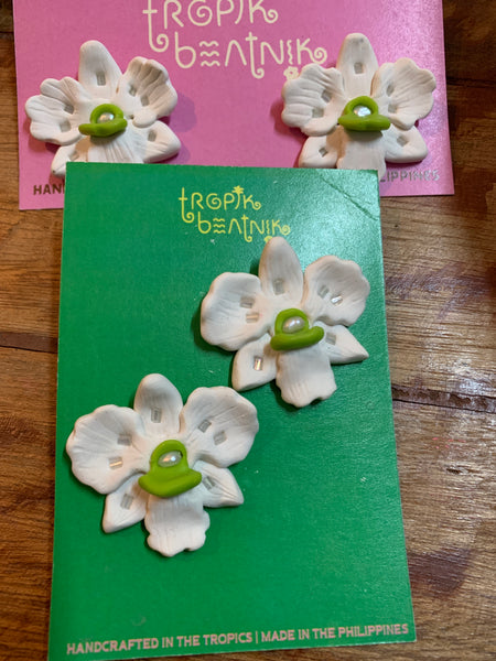 white orchid stud earrings