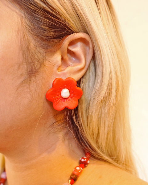 Bulaklak Bloom in Crimson