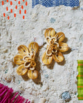 Bulaklak Bloom in Ginto