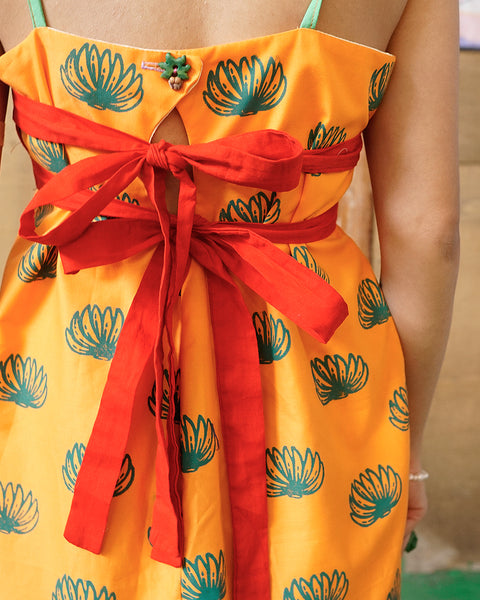 Coral Bloom Top in Crimson