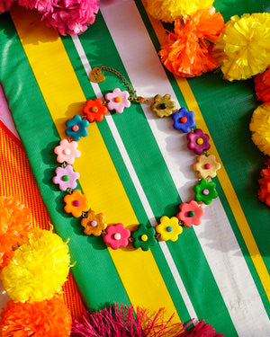 Bulaklak Choker in Hardin