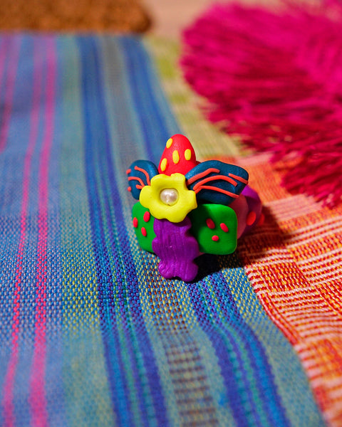 Waling-Waling Ring in Mystic Neon