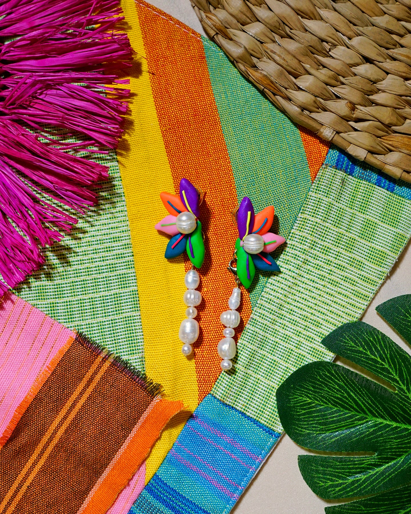 Anahaw in Neon Kendi