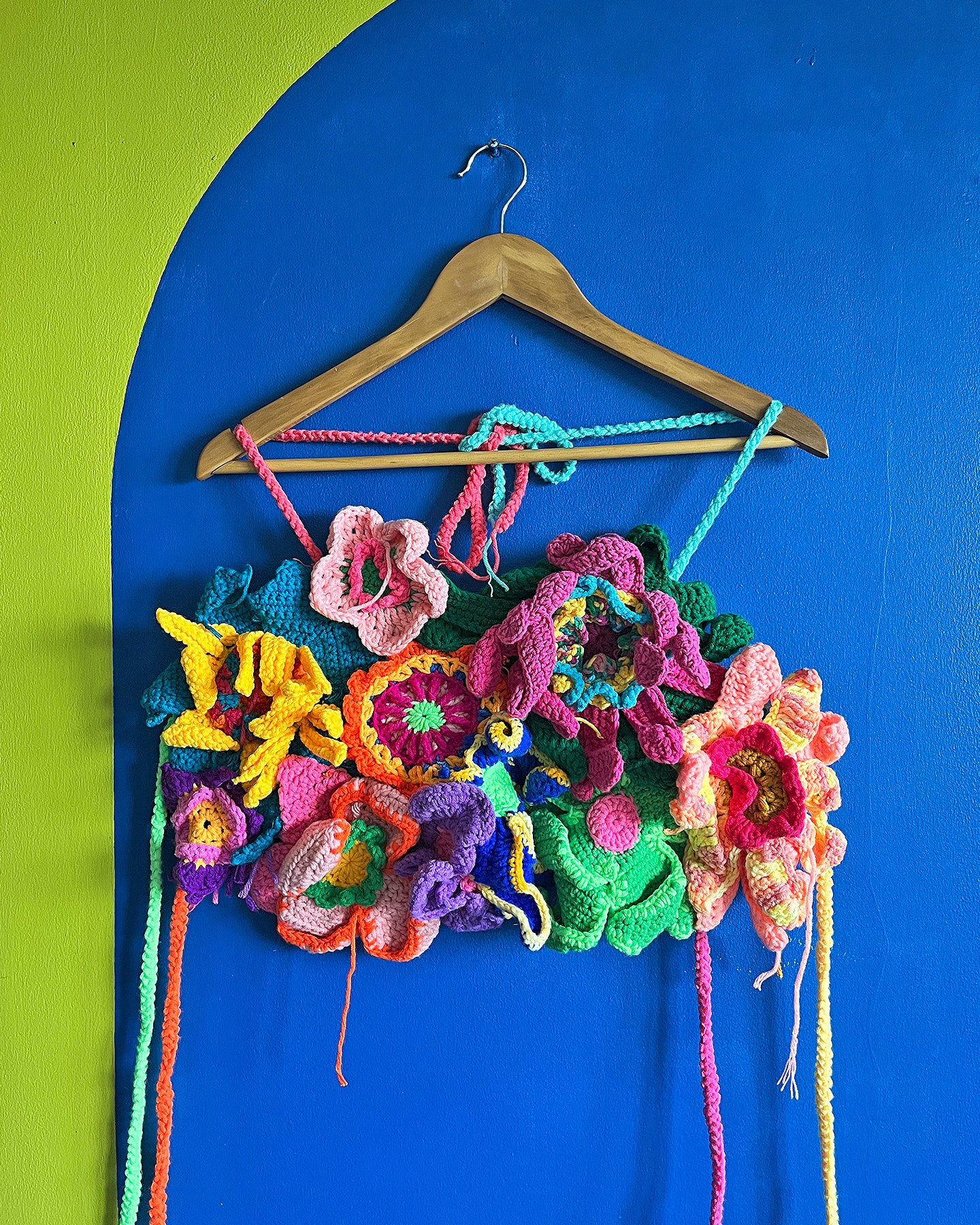 Bulaklak Bib Top in Neon Gubat