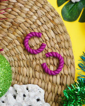 Twist Hoops