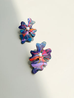 Flora Bloom in Galaxy