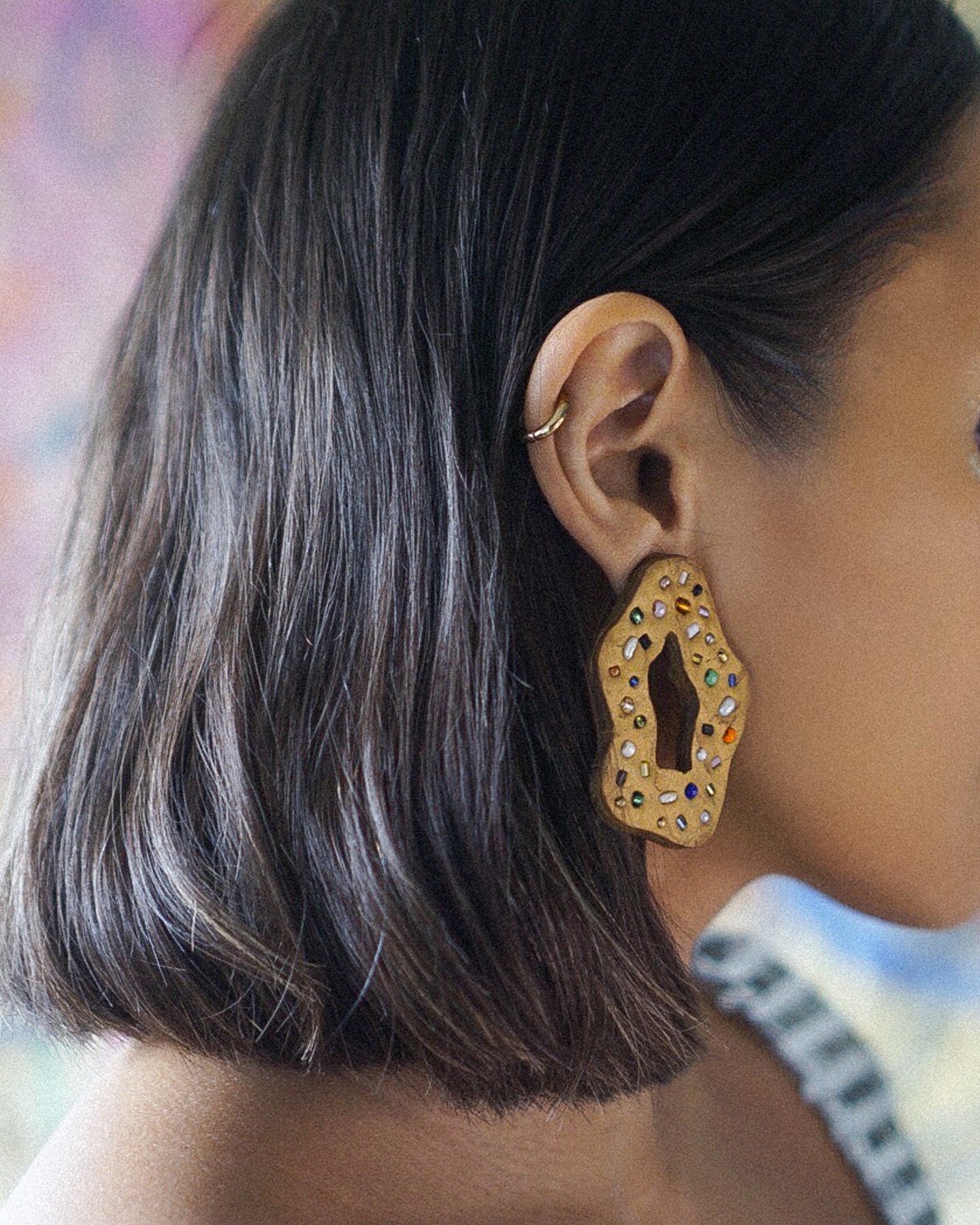 Isla in Speckled Gold