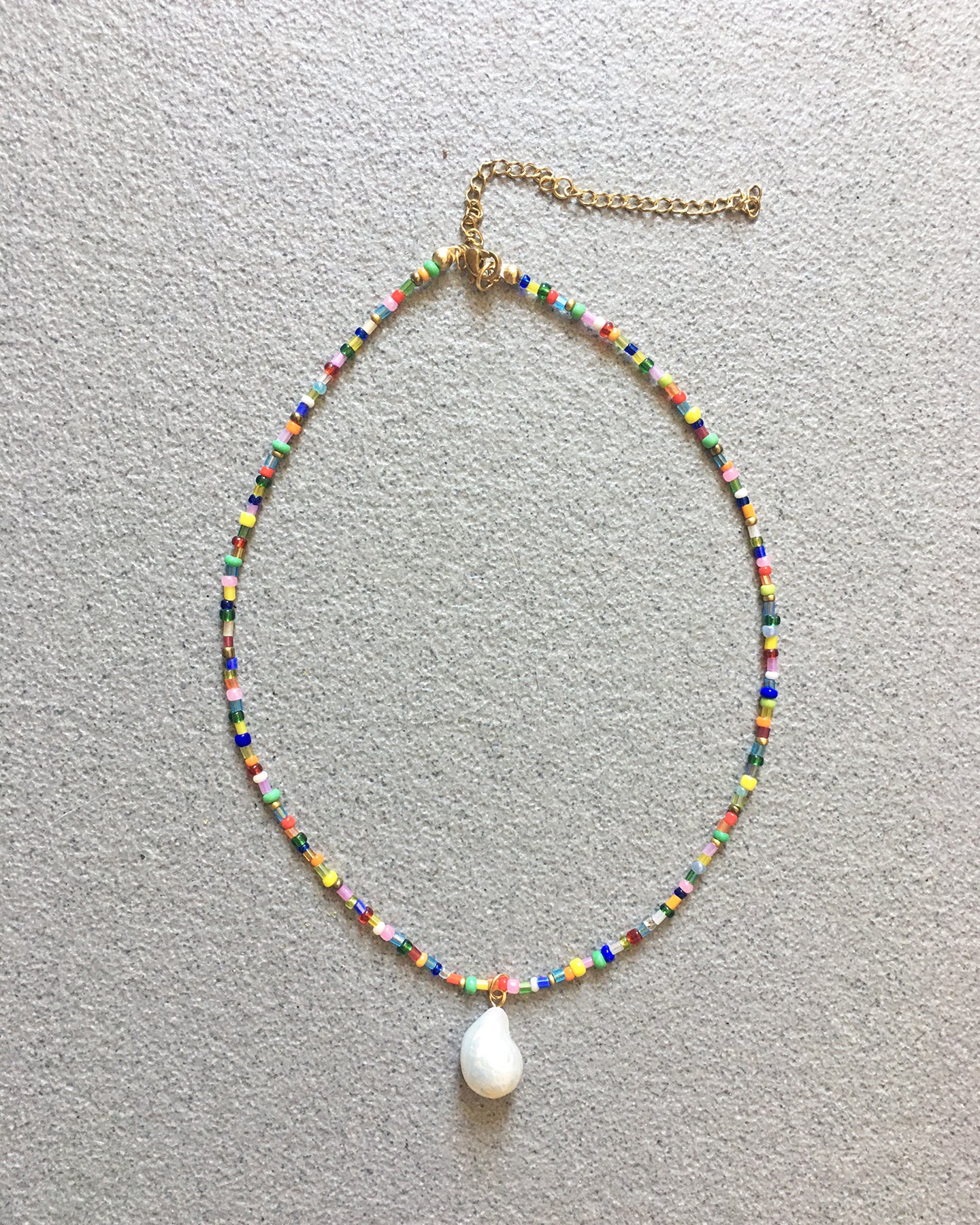 Bahaghari Choker