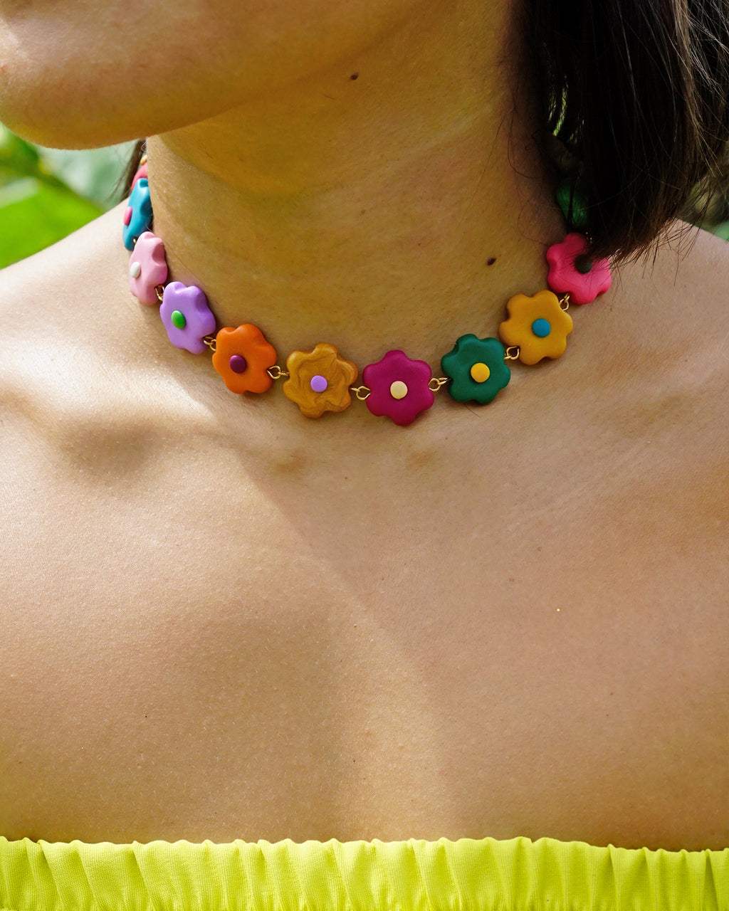 Bulaklak Choker in Hardin