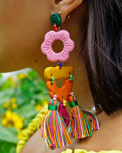 Bulaklak Fringe in Hardin
