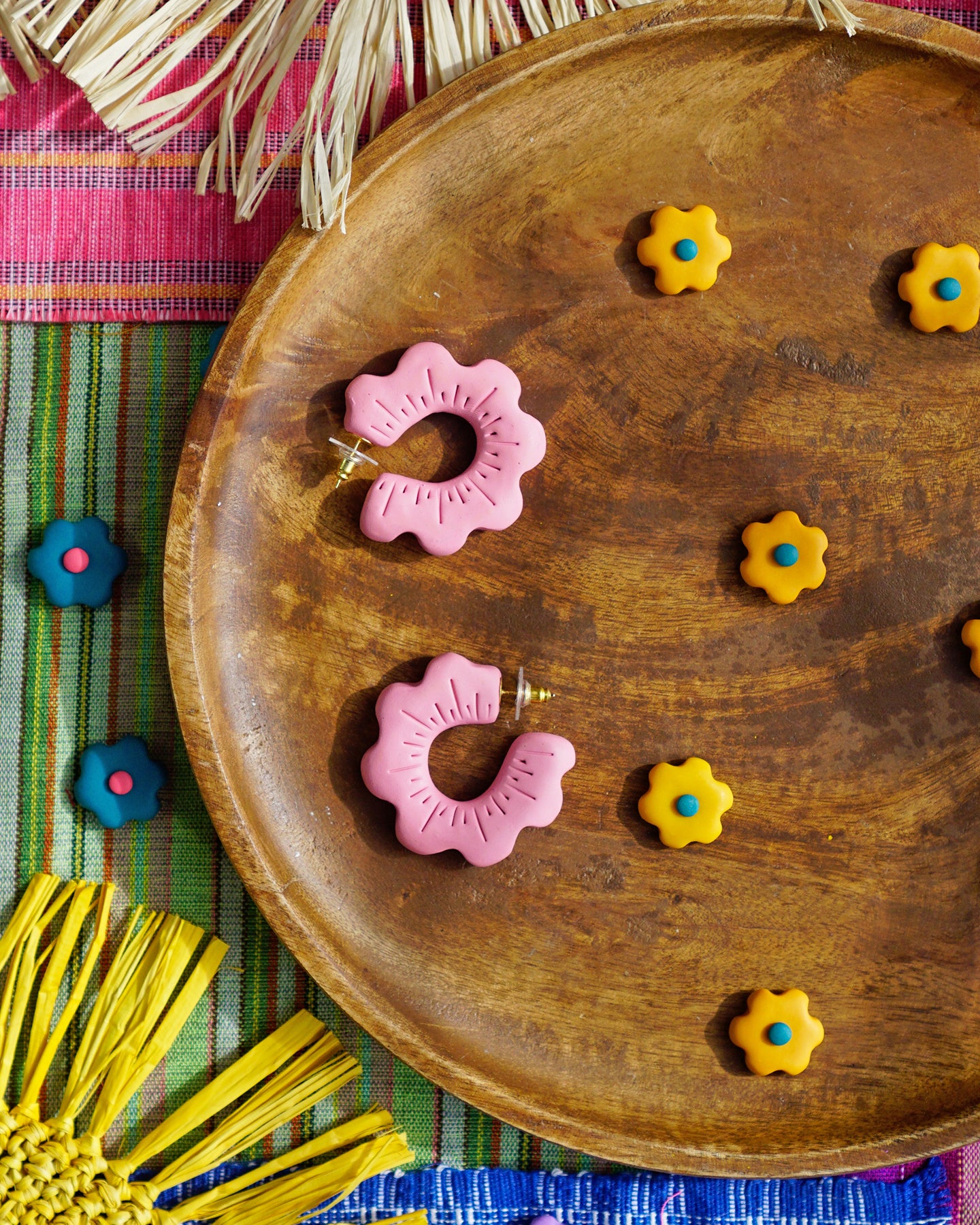 Bulaklak Hoops in Rosas