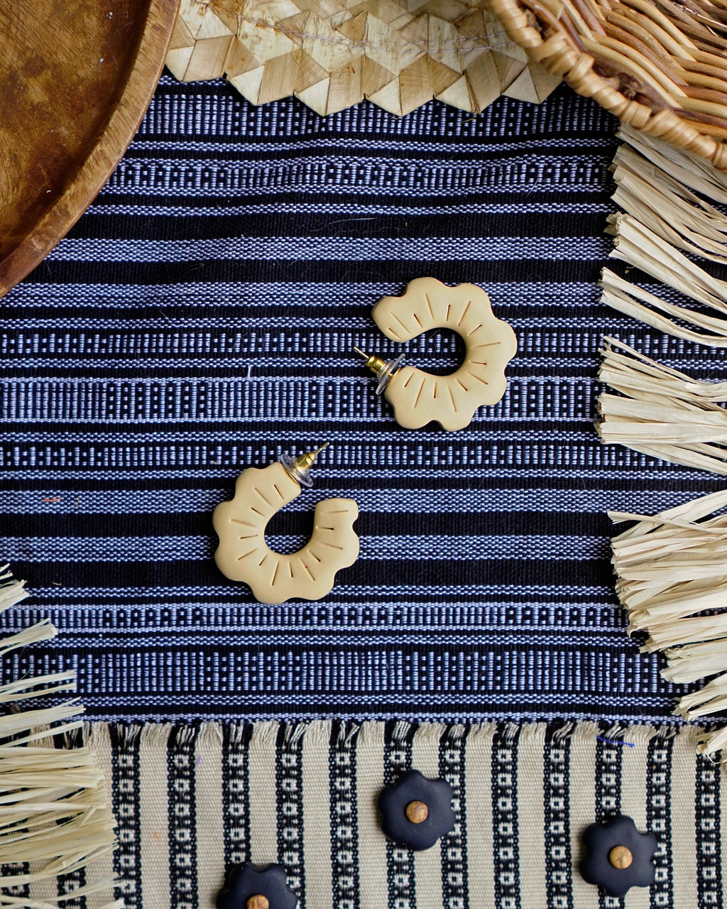 Bulaklak Mini Hoops in Dark Crema