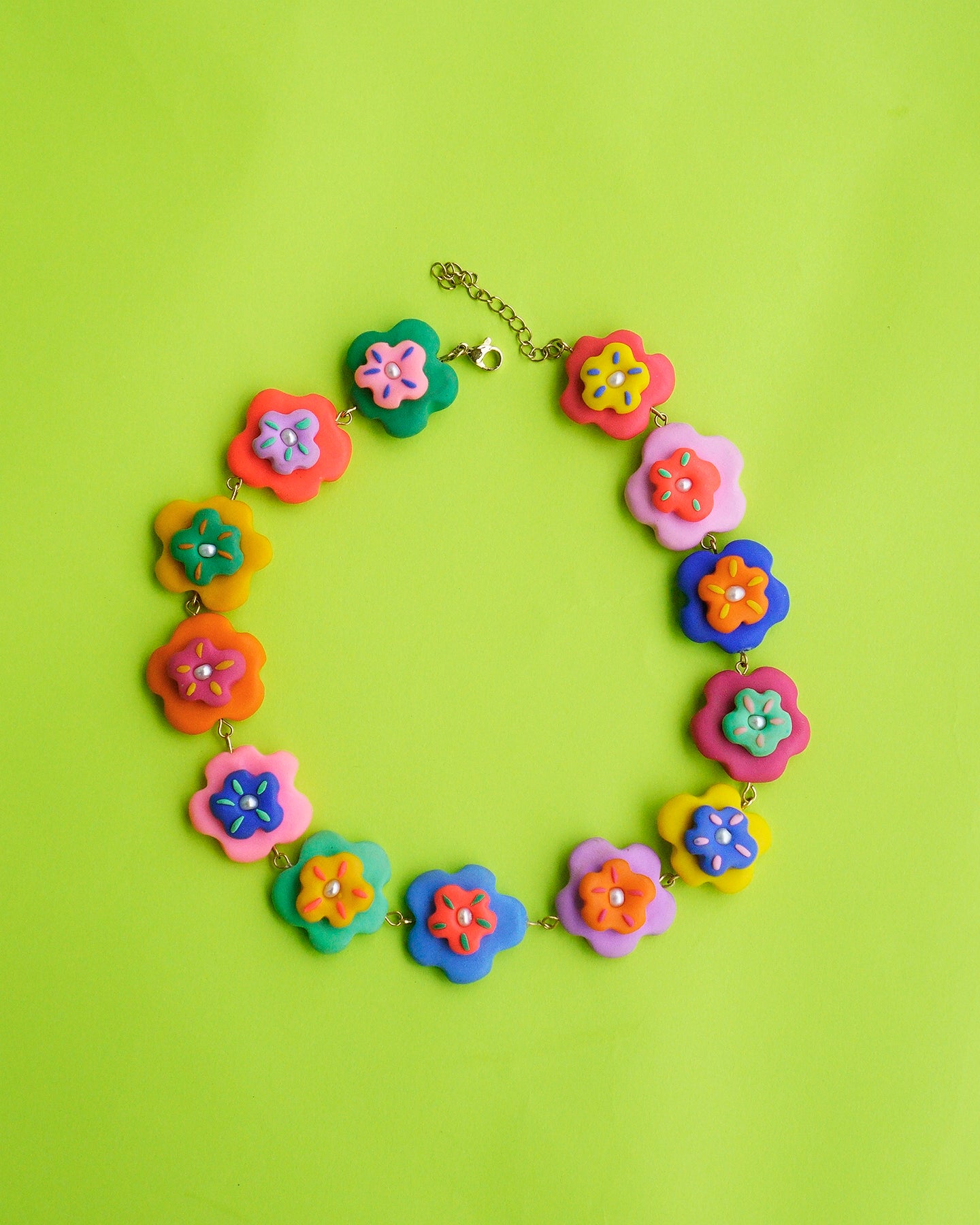 Chunky Bulaklak Choker in Kendi