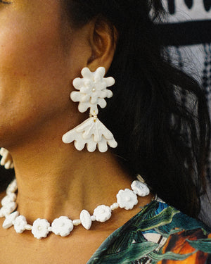 Flora Mystika in White