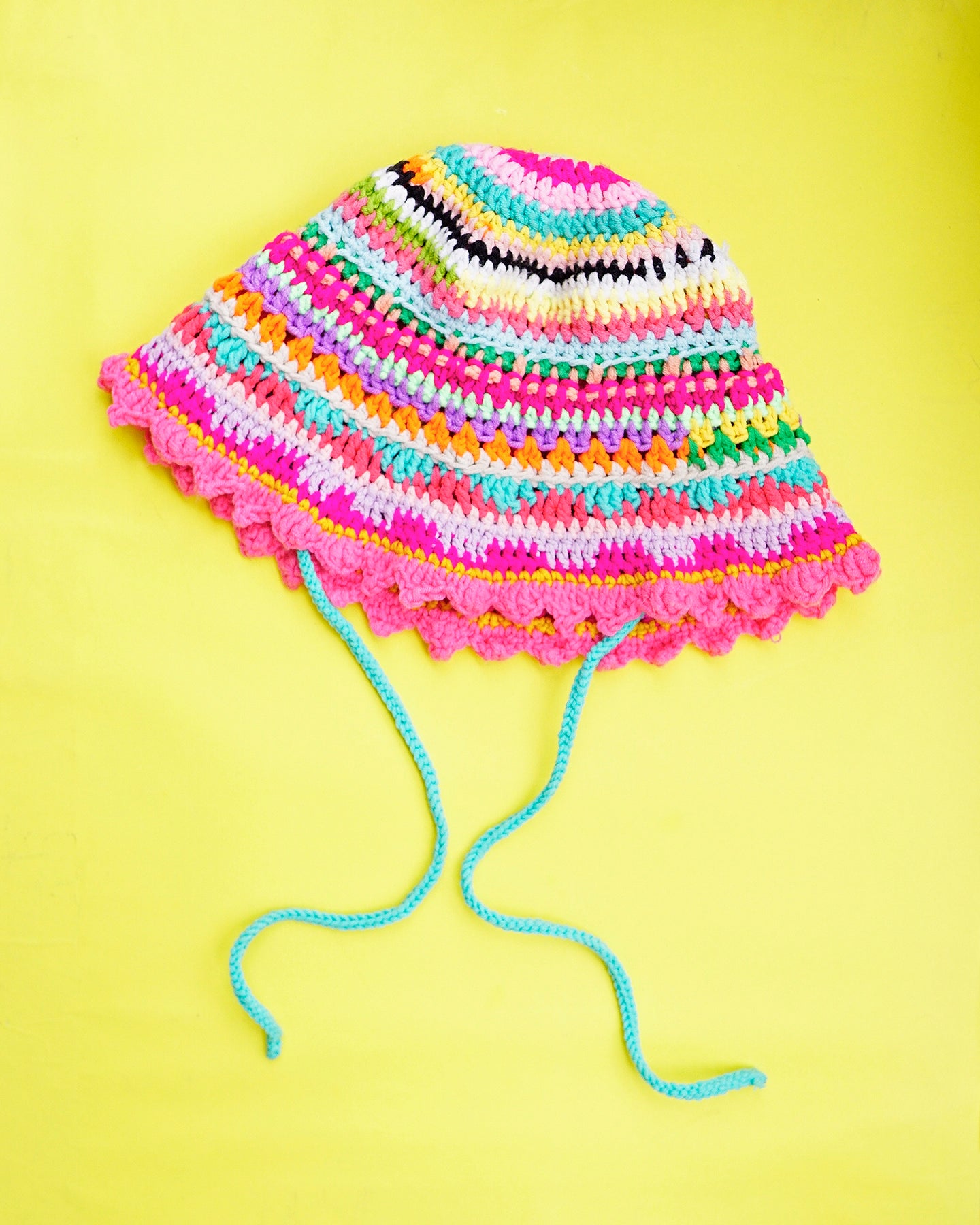 Tropikalia Bucket Hat in Kendi