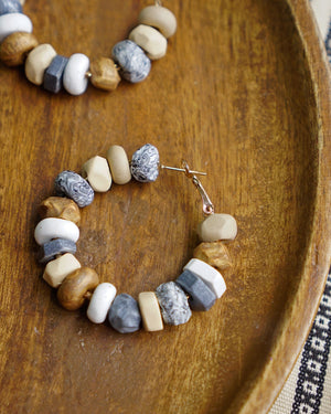 Kislap Hoops in Kape