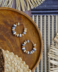 Kislap Hoops in Kape
