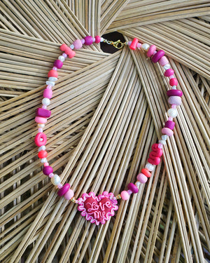 Love Me Necklace in Rosas